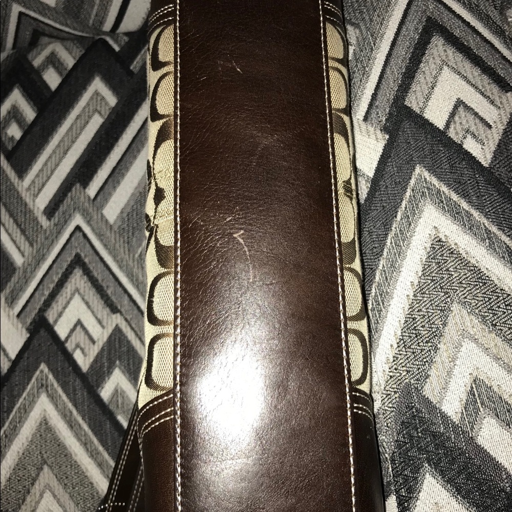 Coach Hampton brown signature flap shoulder bag - Picture 6 of 8